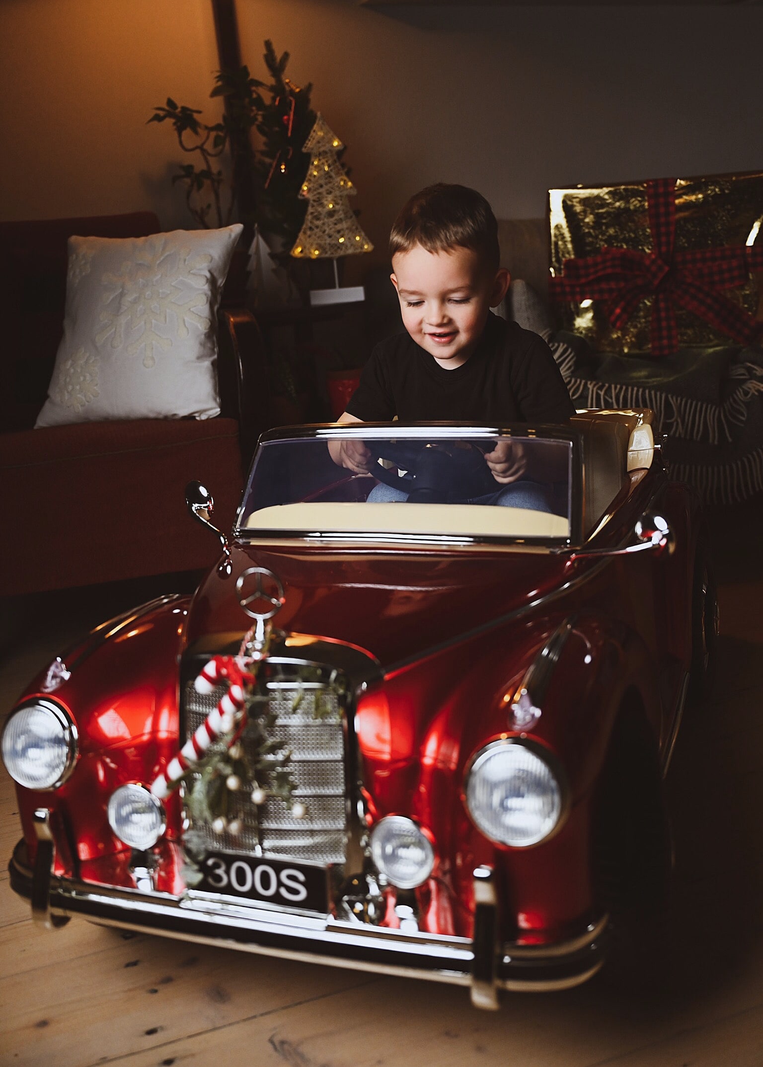 Elektrické autíčko Mercedes Benz S300S Retro lakované červené - Obrázek 2